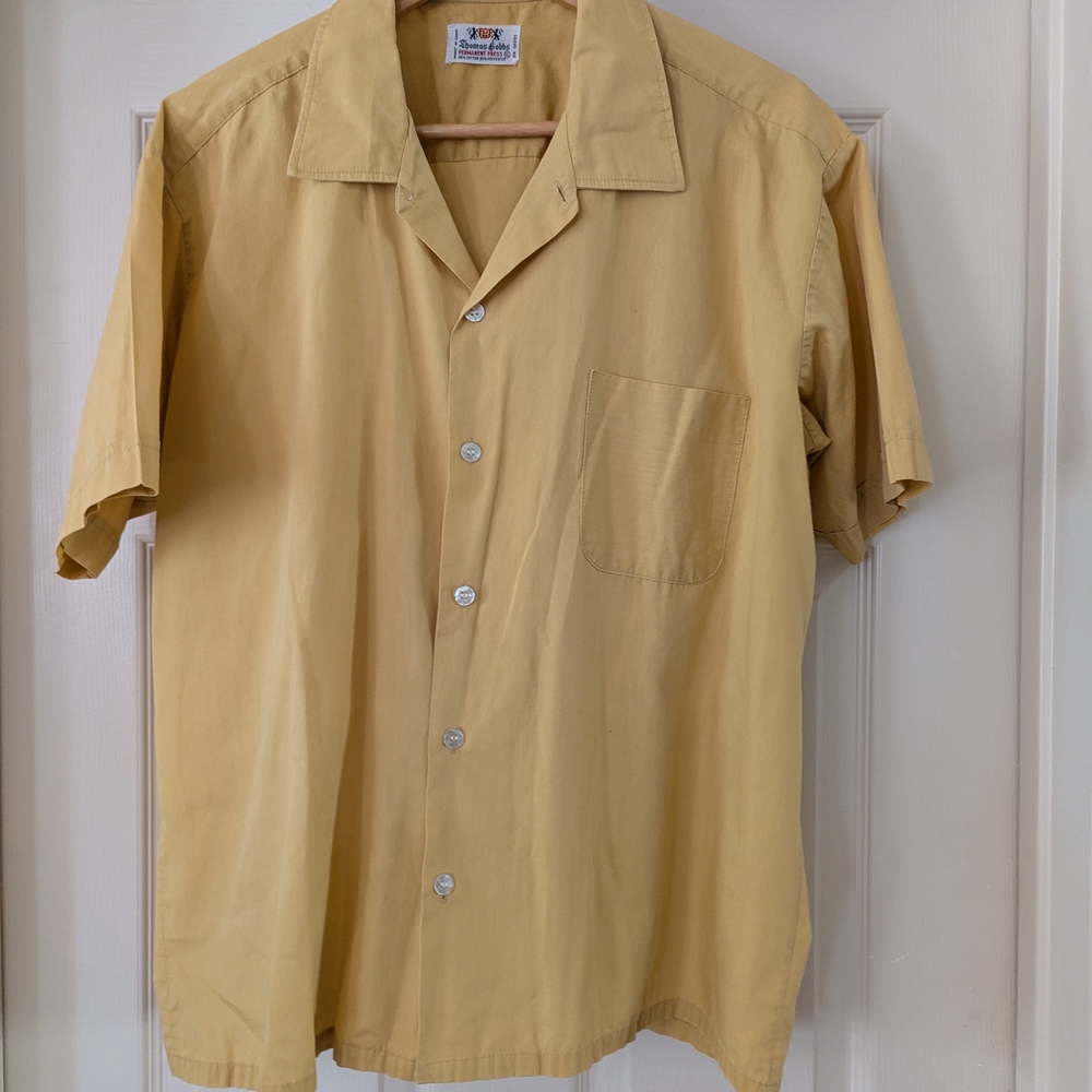Vintage Thomas Hobbs Yellow Short Sleeve Button-Up Shirt With Pocket Large